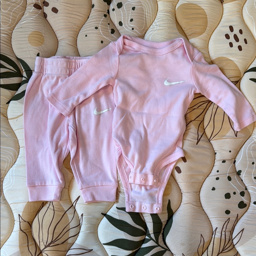 Nike Light Pink Baby Outfit Set